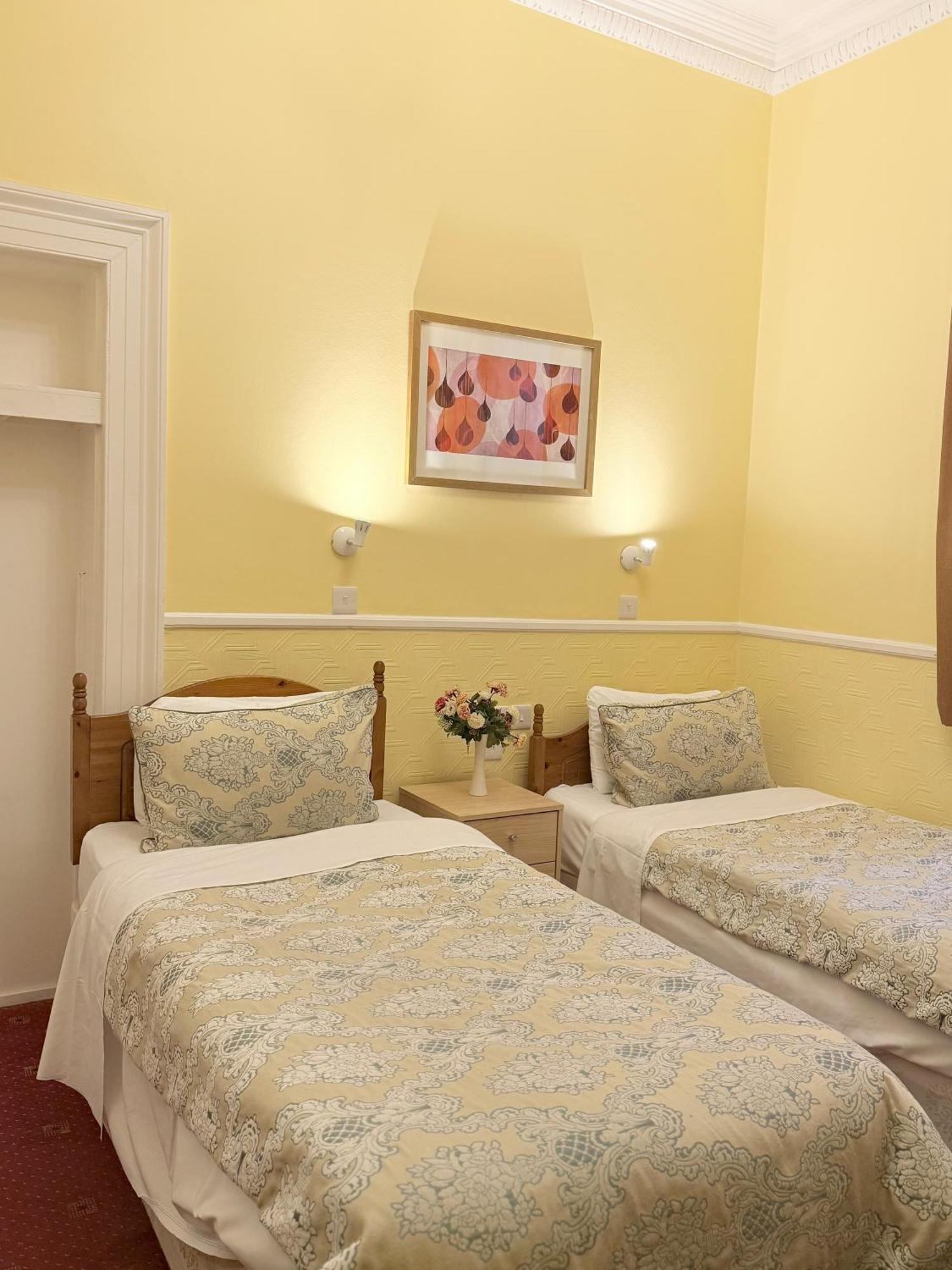 Europa House Hotel, Paddington Лондон
