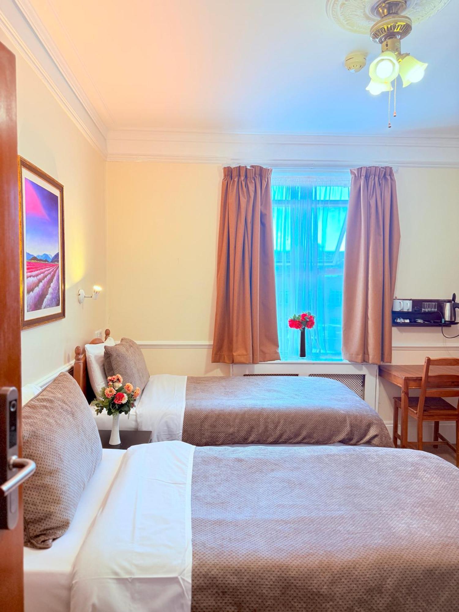 Europa House Hotel, Paddington Гостевой дом Лондон